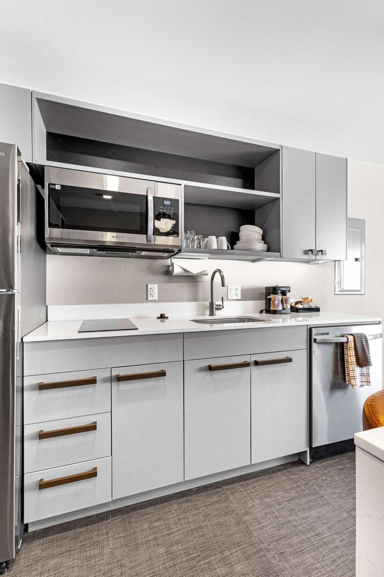 Homewood Suites By Hilton Colorado Springs Airport Екстериор снимка