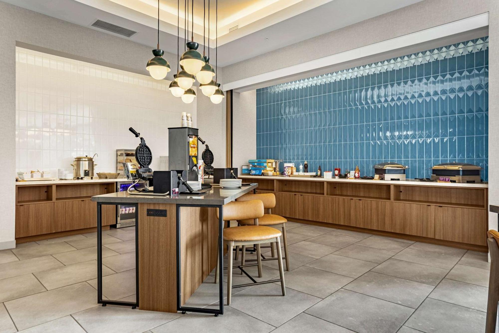 Homewood Suites By Hilton Colorado Springs Airport Екстериор снимка